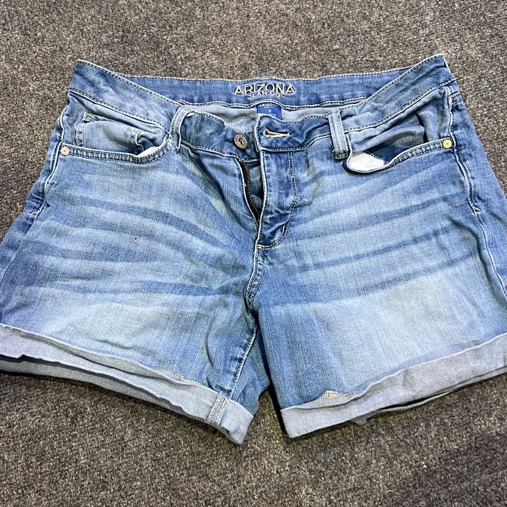 Arizona Jean Co Size 11 Lightly Used